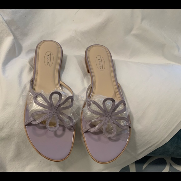 Talbots lilac flower slip on sandals.  Never worn! - Picture 2 of 7